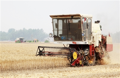 智慧農(nóng)機解決方案 開啟農(nóng)機”大數(shù)據(jù)”時代