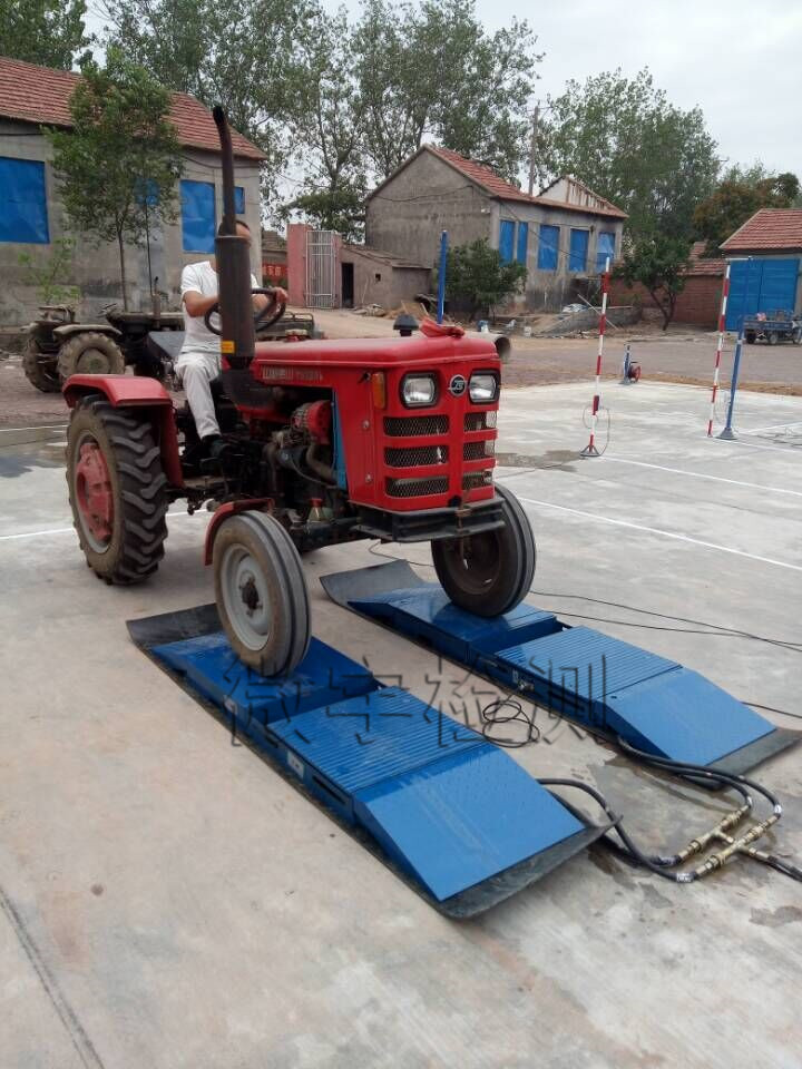 移動(dòng)式農(nóng)機(jī)安全檢測線